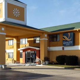 Quality Inn Ozark-Springfield South, hotel a Ozark