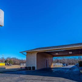 Quality Inn Glenpool - Tulsa, хотел в Glenpool