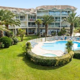 Madame Vacances Les Palmiers du Golf Service Premium, Hotel in Moliets-et-Maa