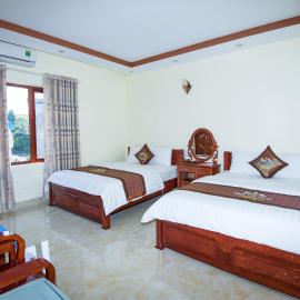 Ngoc Lan Hotel