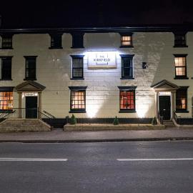 The Kirkfield Hotel, готель у місті Ньютон-ле-Віллоуз