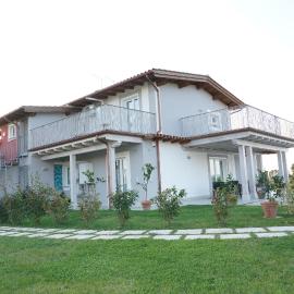 Imperial casa vacanze, hotelli kohteessa Ladispoli
