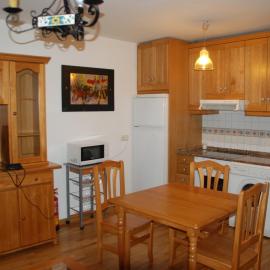 TU APARTAMENTO EN FORMIGAL-PANTICOSA SALLENT-Escarrilla, hotel in Escarrilla