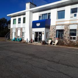 Nipigon Travelers Motel, hotel sa Nipigon