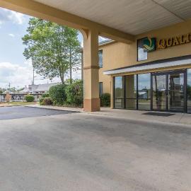 안달루시아에 위치한 호텔 Quality Inn Andalusia