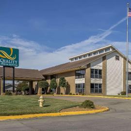 Quality Inn & Suites Stuttgart North, hotel en Stuttgart