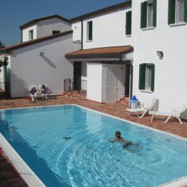 Residence Tamerici, hotel sa Caorle