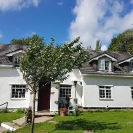 Coynant Farm Guesthouse - Farm Park Stay, hotel in Swansea