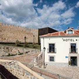 Avila में, होटल Hotel Puerta de la Santa