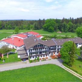 Farbinger Hof, hotel en Bernau am Chiemsee