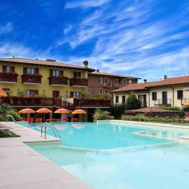 Hotel Romantic, hotel din Cavaion Veronese