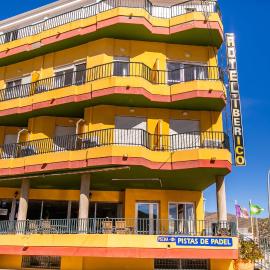 Hotel Iberico, hotell i Castell de Ferro