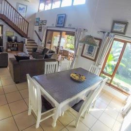 San Lameer Villas Three Bedroom --&-- Two Bedroom、サウスブルームのホテル