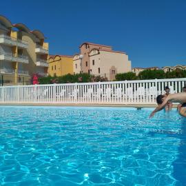 logis 149, hotel u gradu Grisan