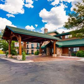 Best Western Plus Sidney Lodge, viešbutis mieste Sidnis