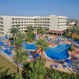 Nissiana Hotel & Bungalows, hotel v mestu Ayia Napa