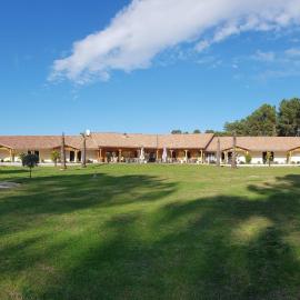 L'Hôtel du Lac Casteljaloux: Casteljaloux şehrinde bir otel