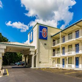 Motel 6-Raleigh, NC - Cary, khách sạn ở Cary