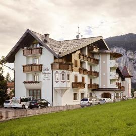 Hotel Belvedere Srl, hotel a Fai della Paganella
