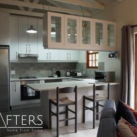 RAFTERS COTTAGE, hotel em Plumstead