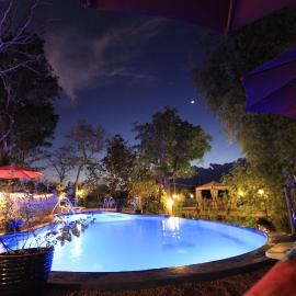 Discovery Island Resort, отель в Короне