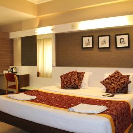 Hotel Pooja International, viešbutis mieste Davangerė