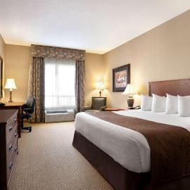 Days Inn & Suites by Wyndham Strathmore, hotel v destinácii Strathmore