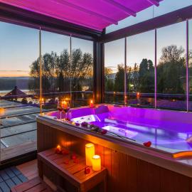 Panorama Aqualux Riverfront Guesthouse, отель в Нови-Саде
