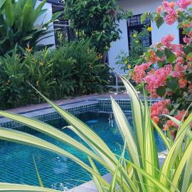 Hotel Thien Duong Xanh, hotel u gradu Bình Chuẩn