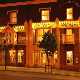 Castle Hotel Macroom, hotel em Macroom