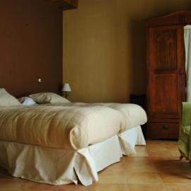 Casa Rebollares Ii, hotel en Piedralaves