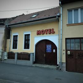 Petőfi Motel, hotell sihtkohas Cristuru Secuiesc
