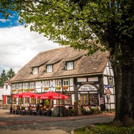 Hotel Hellers Krug, hotel sa Holzminden