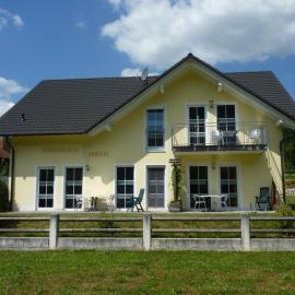 Ferienwohnung Ferstl, hotel in Riedenburg