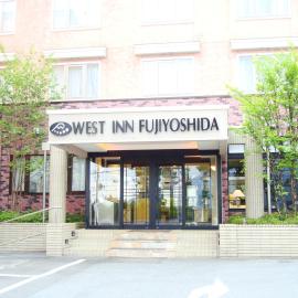 West Inn Fuji-Yoshida, hotel v mestu Fujiyoshida