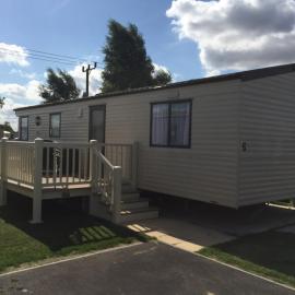 2 and 3 Bedroom caravans with Hot Tubs at tattershall, hotel u gradu Tattershall