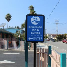 Riverside Inn & Suites Santa Cruz, hotel in Santa Cruz