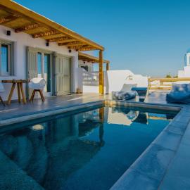 Aeris suites, hotel em Koufonisia