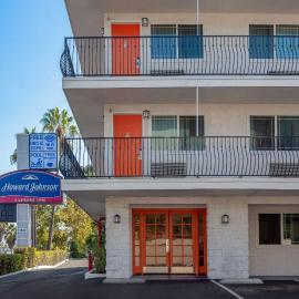 Howard Johnson by Wyndham San Diego Hotel Circle, hotel di San Diego