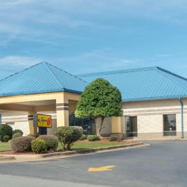 Super 8 by Wyndham North Little Rock/McCain, hotel in North Little Rock