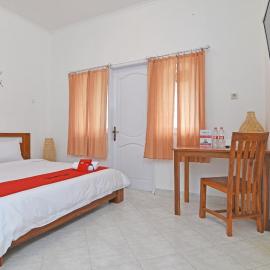 RedDoorz @ Jalan Gatot Subroto Denpasar, hotel in Denpasar