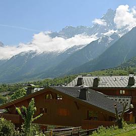 Spacious Apartment 2 Minutes from Ski Lift, Equipped for Babies, hotel in Les Houches