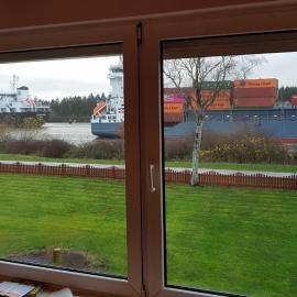 Ferienwohnung mit wunderschönem Blick auf den Nord-Ostsee-Kanal, hotell sihtkohas Breiholz