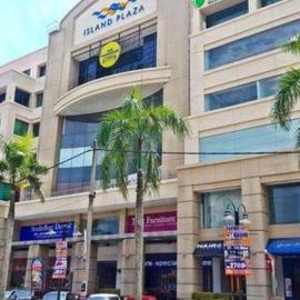 118 Island Plaza Suite City8 by Joal