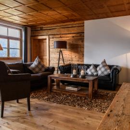 Chalet "Altes Schulhaus" – hotel w mieście Schruns