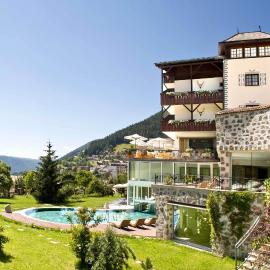 Romantik Hotel Post, viešbutis mieste Nova Levantė