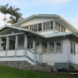 Old Hawaiian Bed and Breakfast, hotel di Hilo