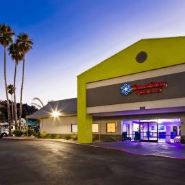 SureStay Plus Hotel by Best Western Point Richmond, Hotel in Richmond