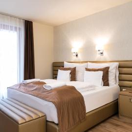 Főtér Rezidencia 2, hotel in Győr