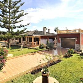VILLA CHABELA en Bahía Grande Zona Residencial, hotel di Badia Blava